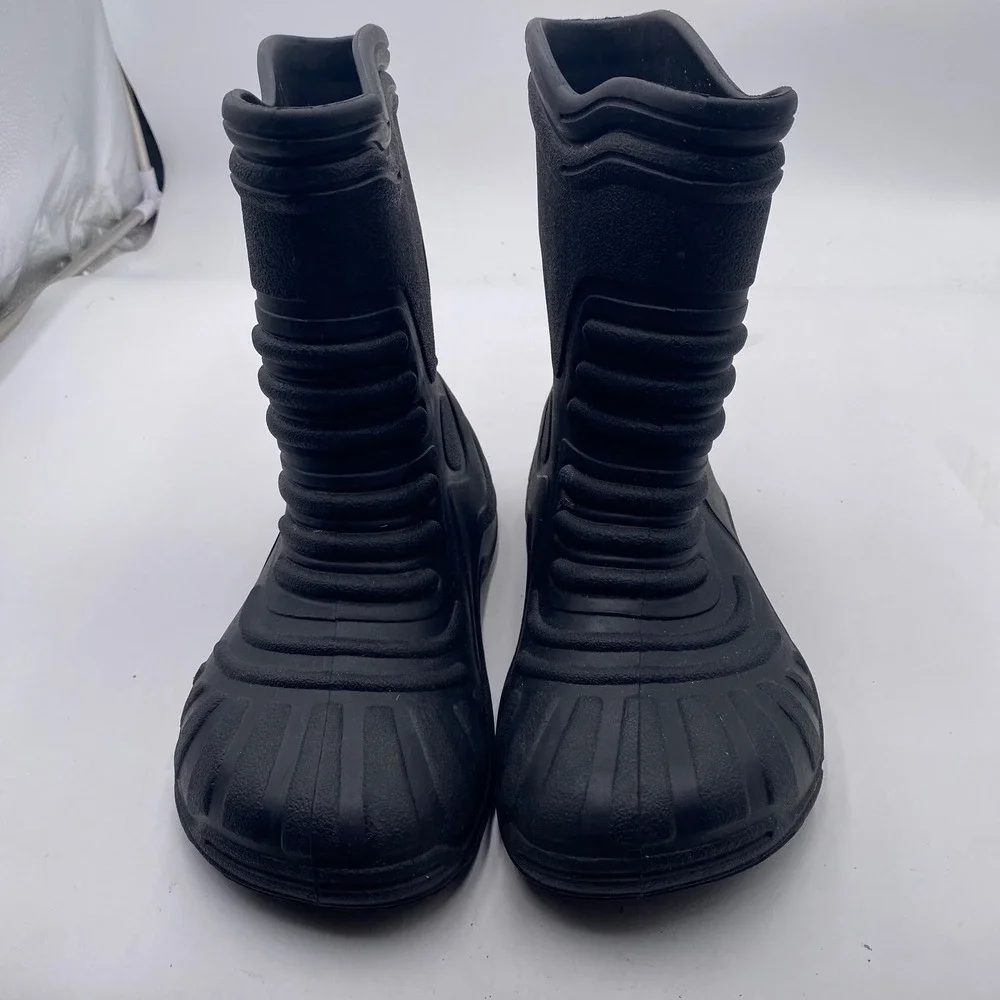 Shoes For Crews safety cleaning